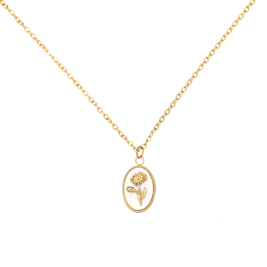 White Flower Necklace